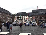 Oldtimer-Meeting am Dsseldorfer Rathaus